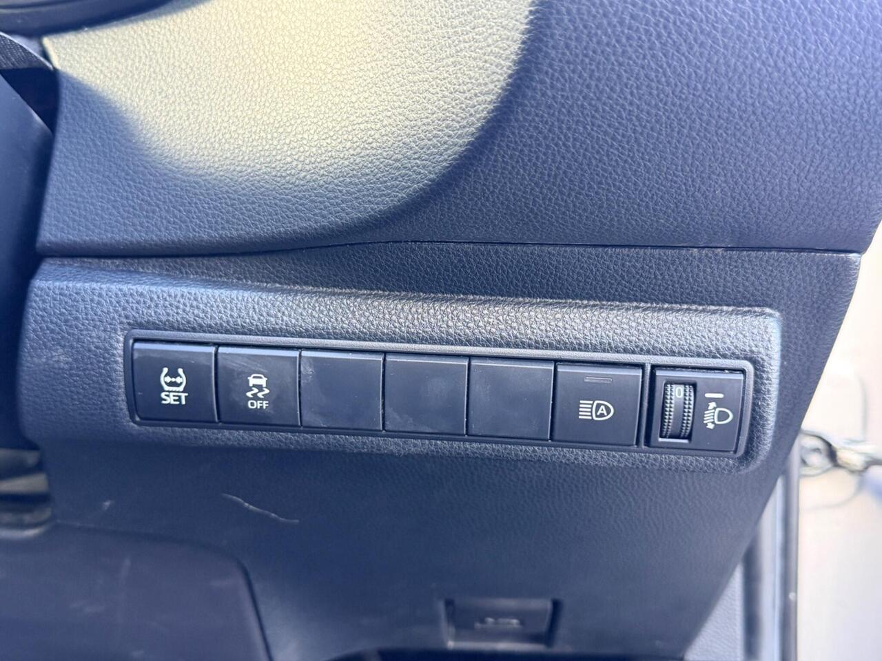 Toyota Corolla — photo 28