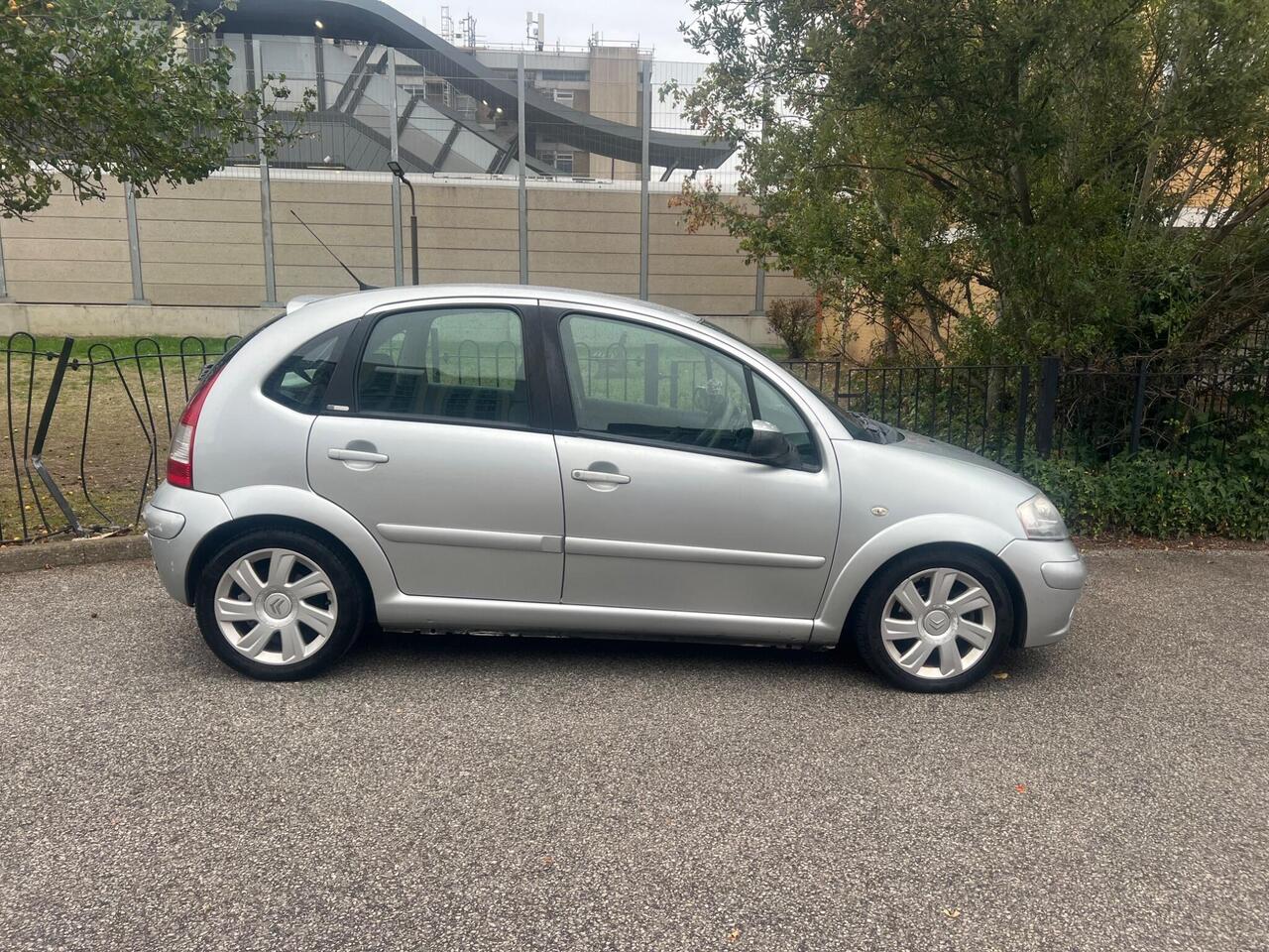 Citroen C3 — photo 7