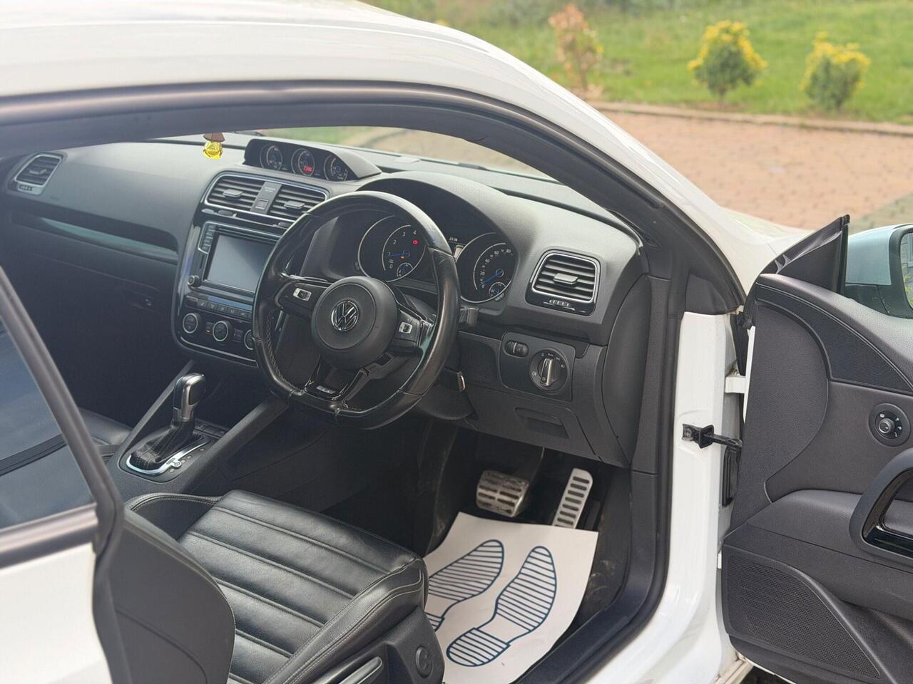 Volkswagen Scirocco — photo 10
