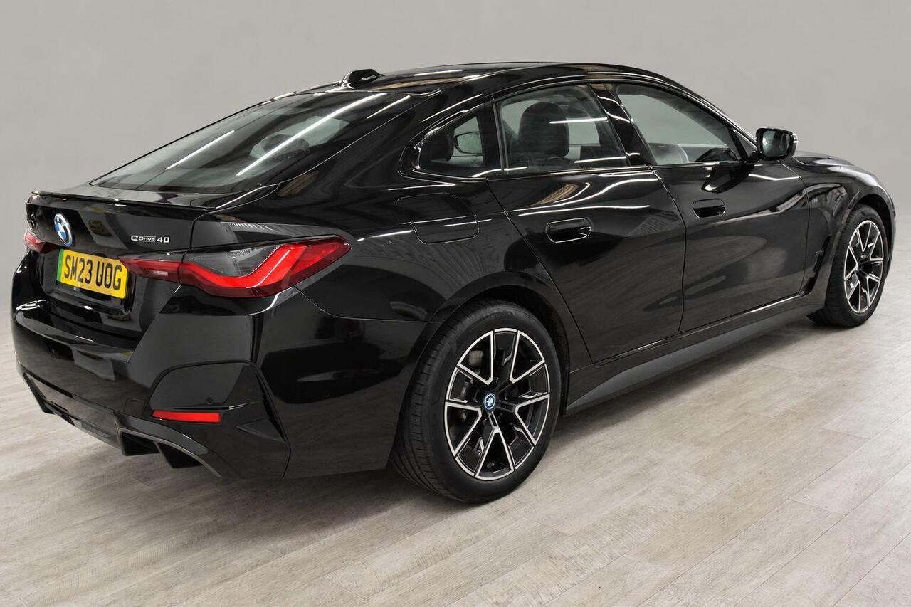 BMW i4 — photo 6