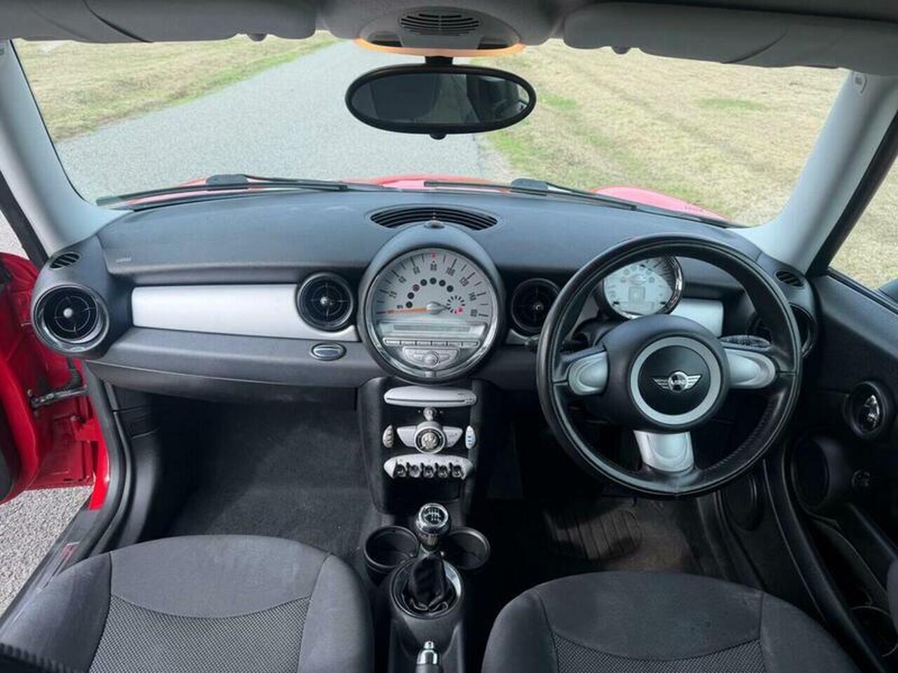MINI Hatch — photo 9