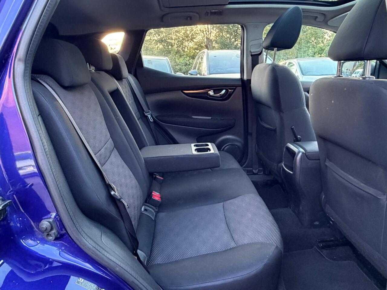 Nissan Qashqai — photo 12