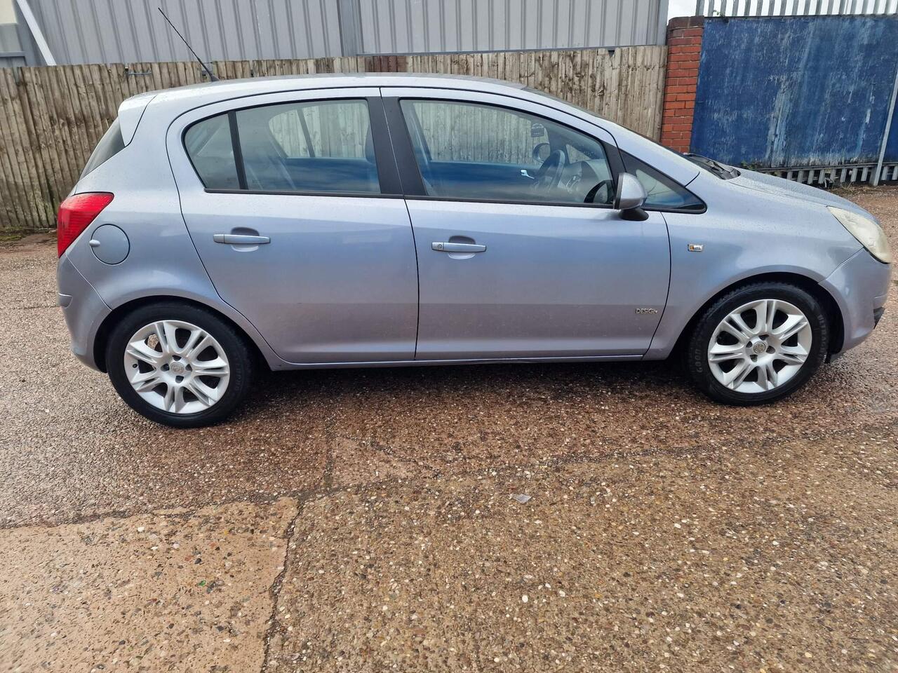 Vauxhall Corsa — photo 12
