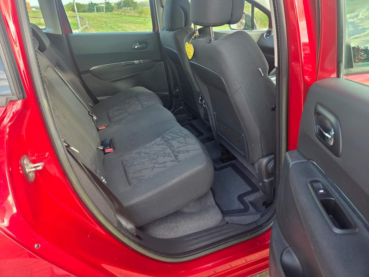 Peugeot 3008 — photo 11