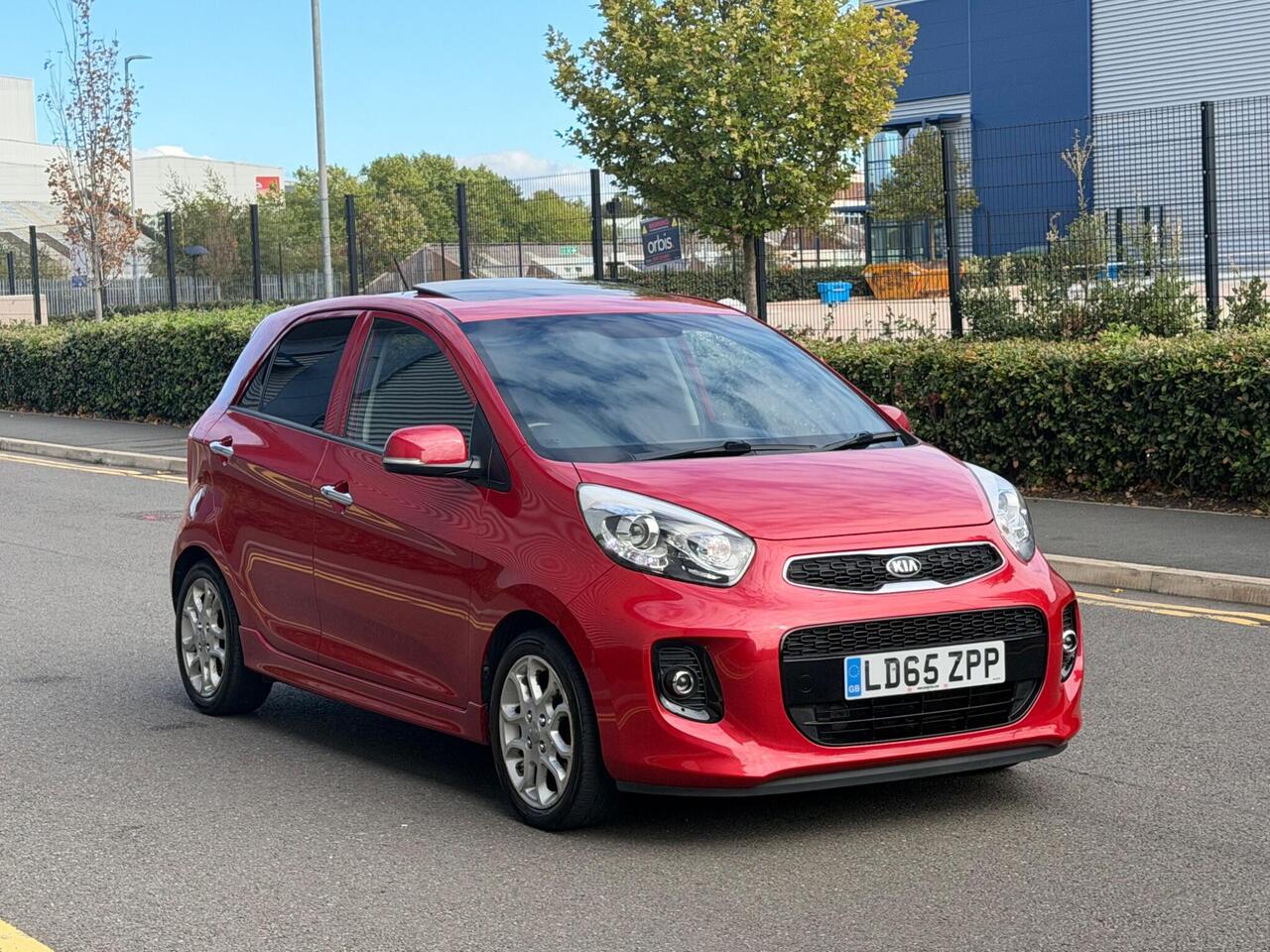 Kia Picanto — photo 1