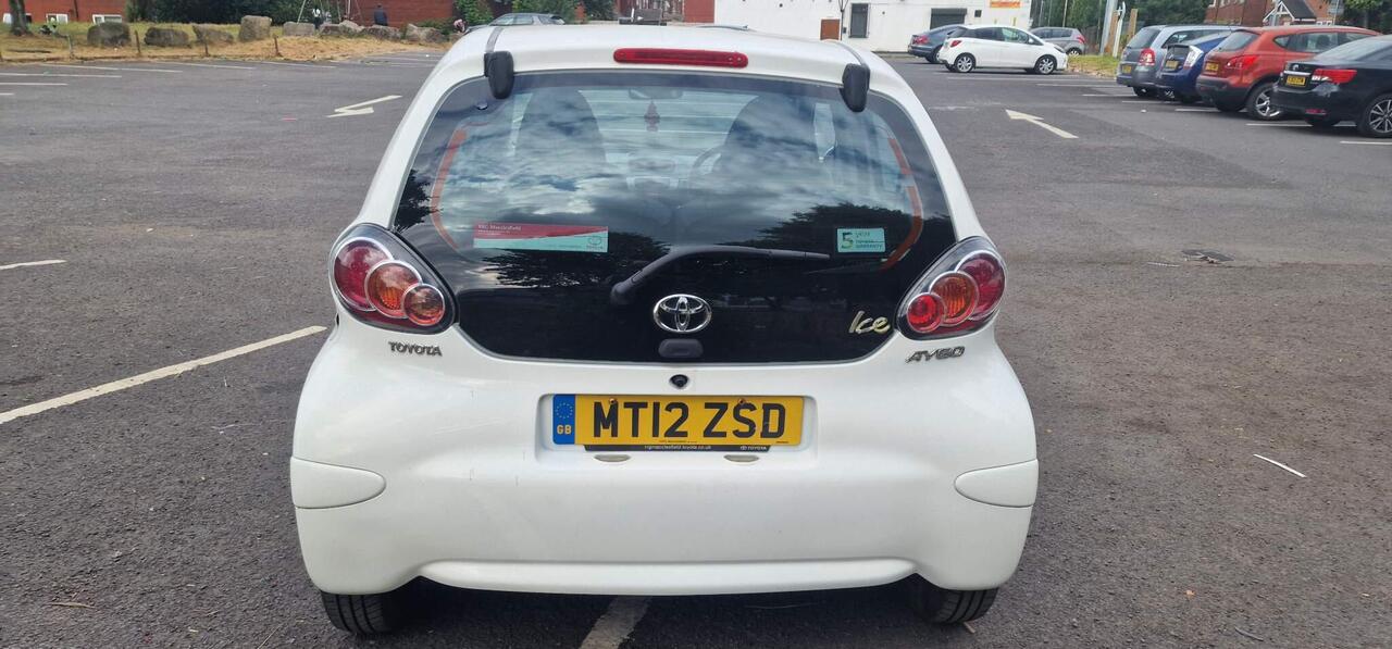 Toyota AYGO — photo 5