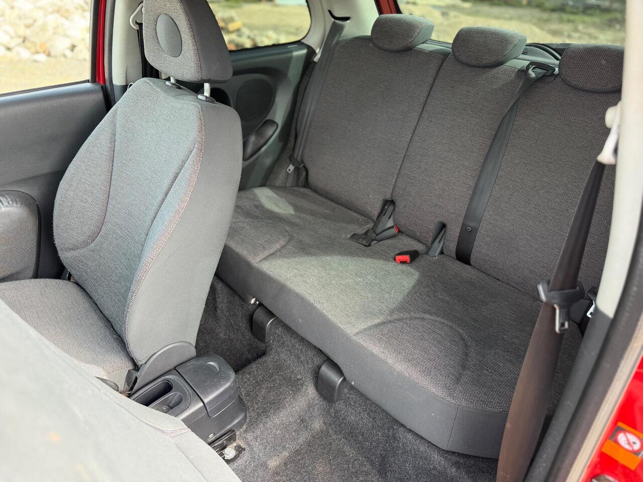 Nissan Micra — photo 33