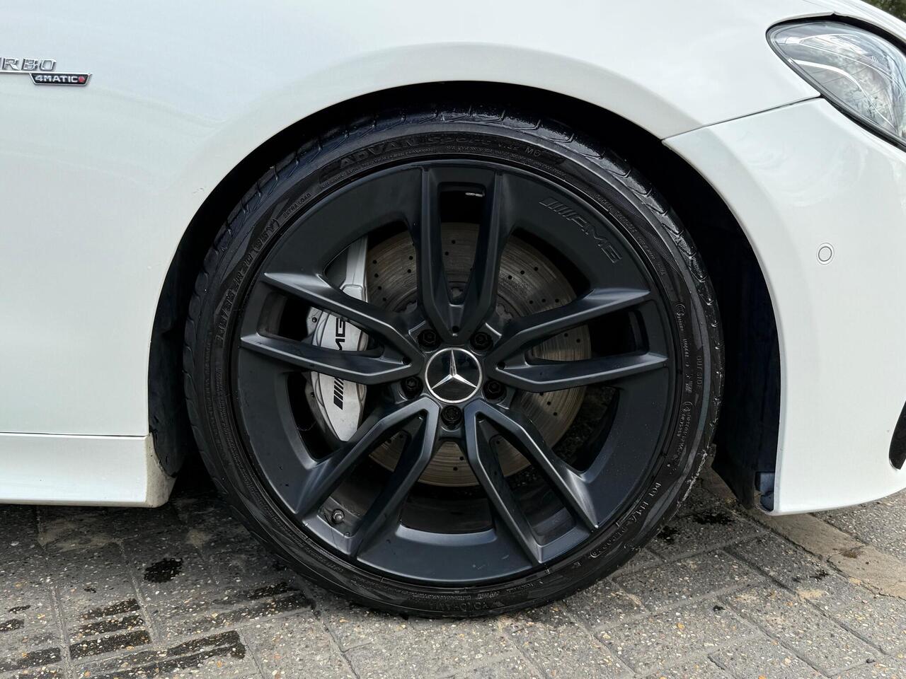 Mercedes-Benz E Class — photo 33