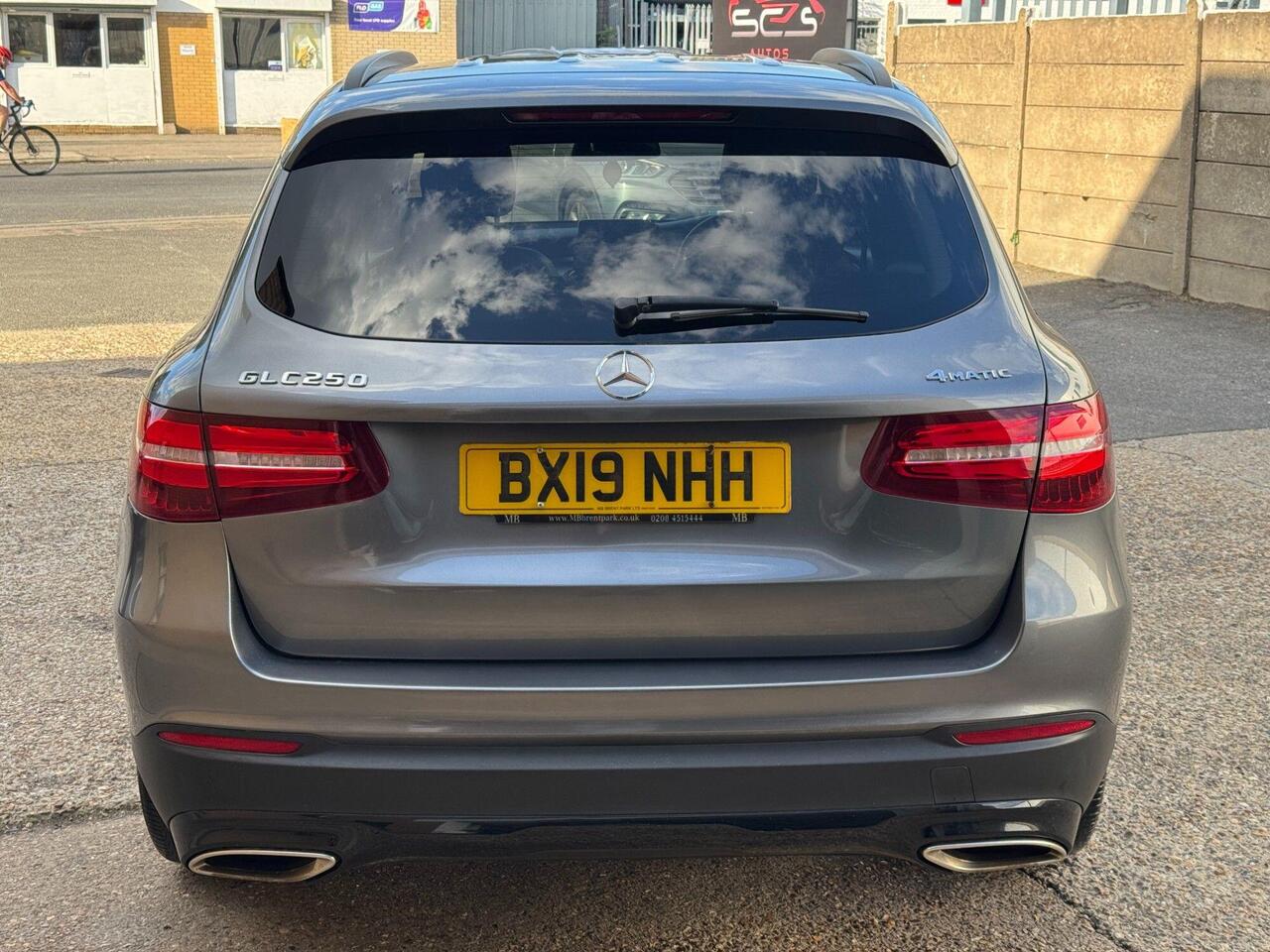 Mercedes-Benz GLC — photo 4