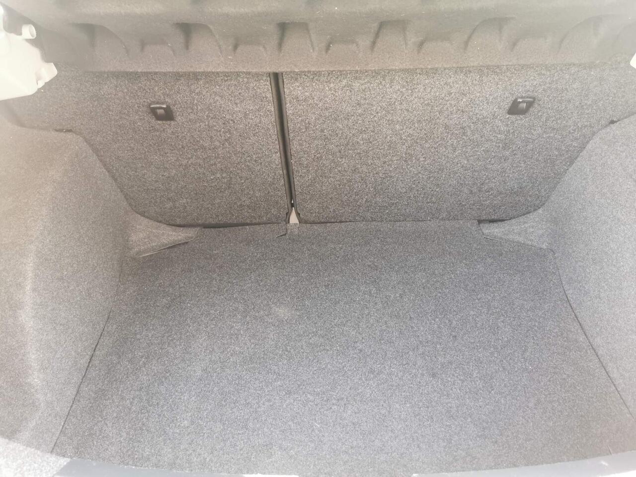 SEAT Ibiza — photo 14