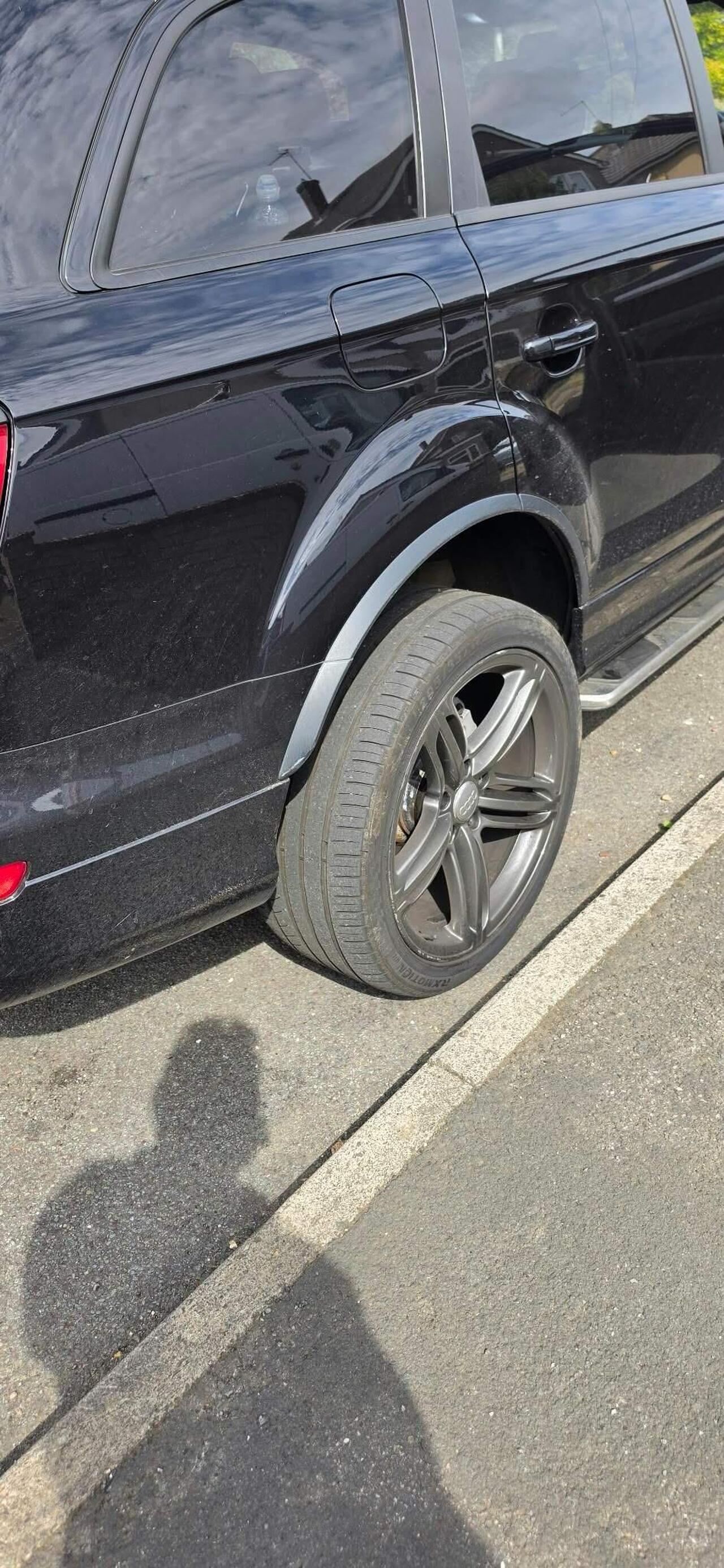 Audi Q7 — photo 14
