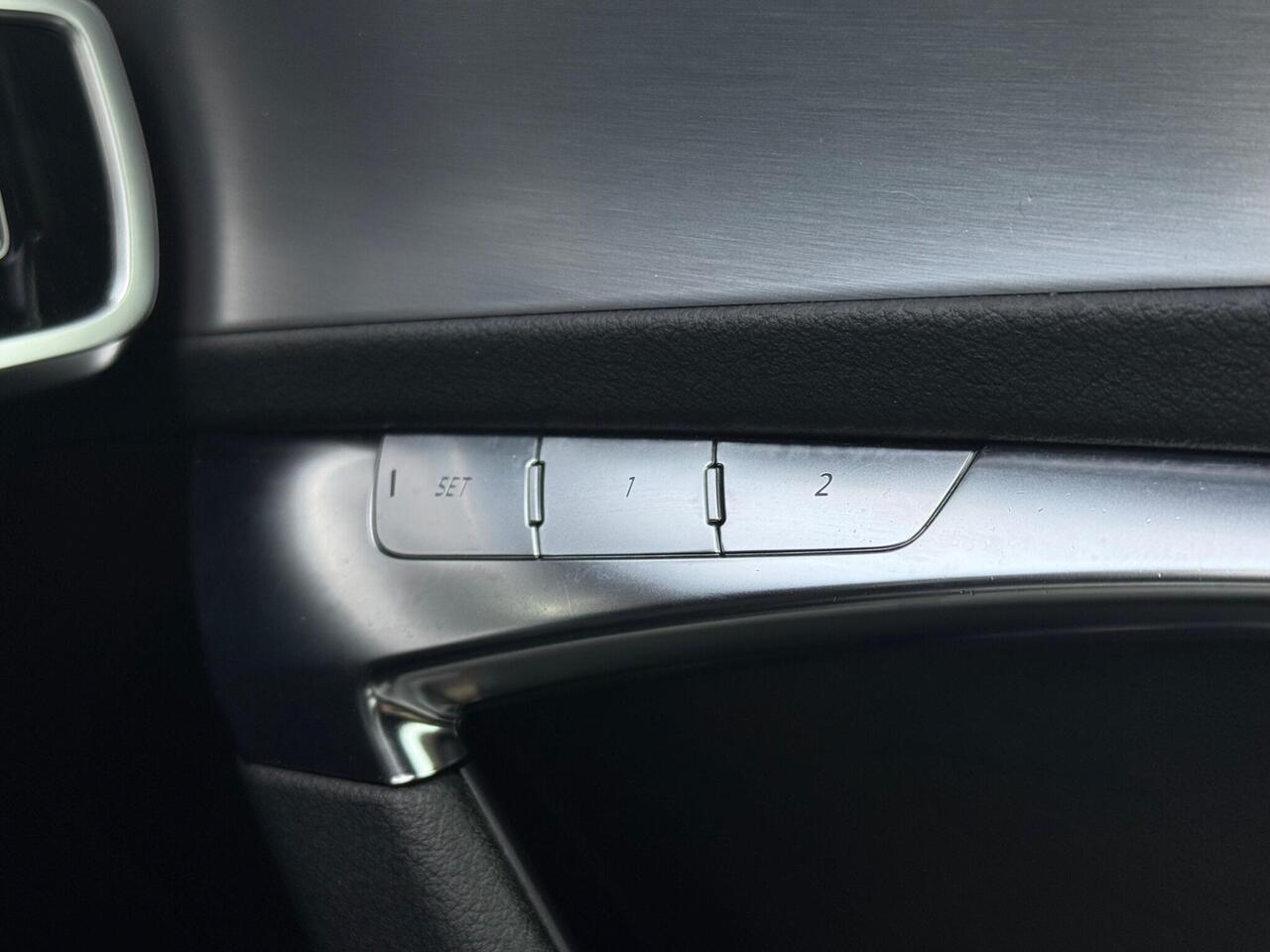 Audi A6 Saloon — photo 61
