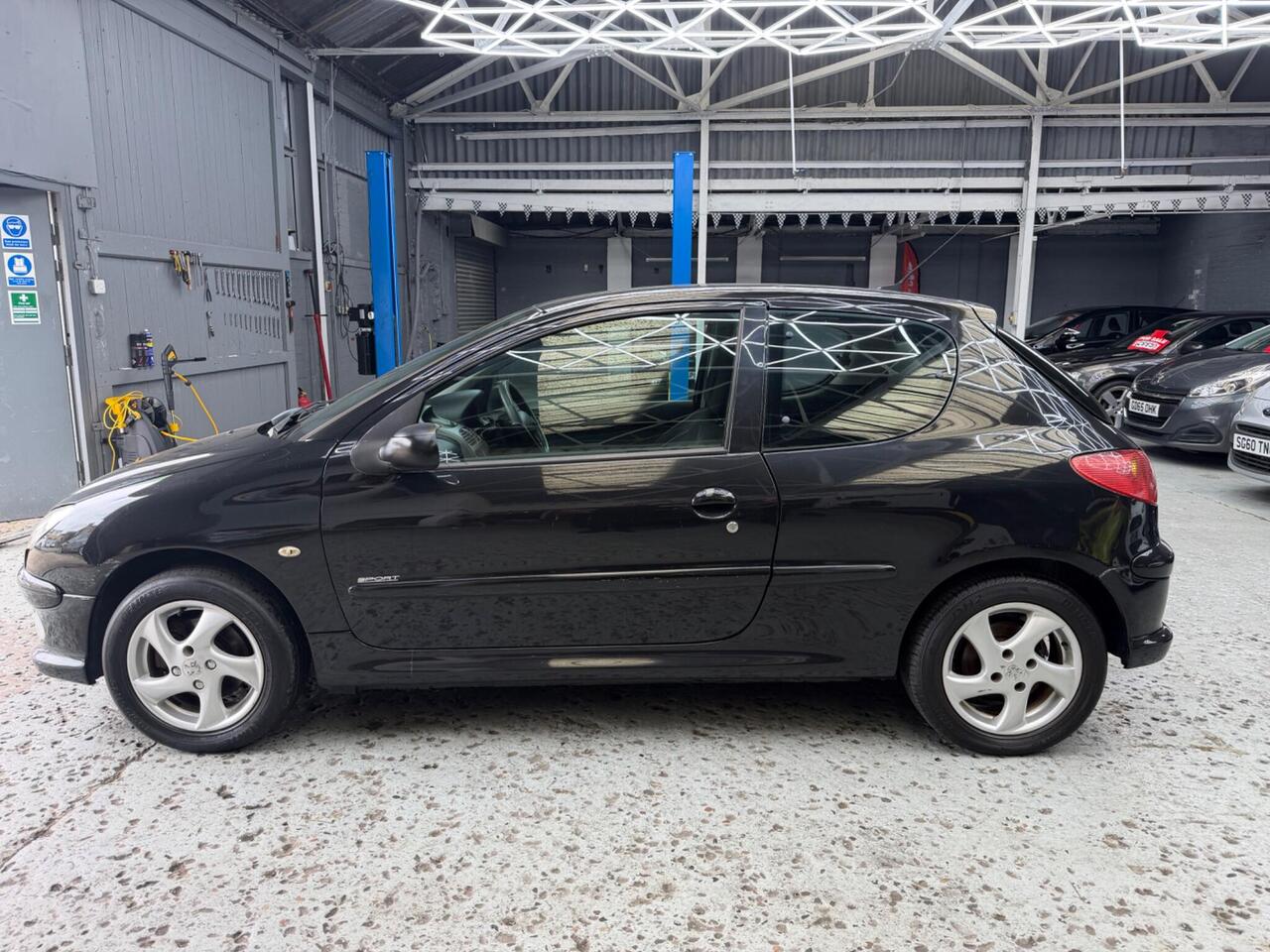 Peugeot 206 — photo 4