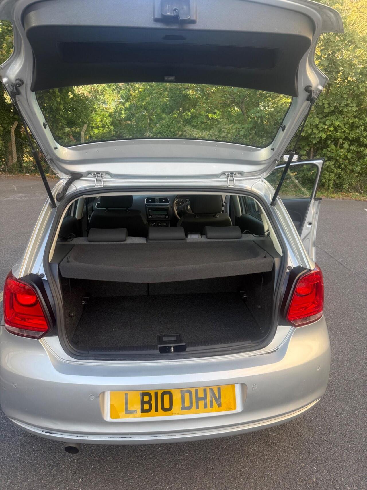 Volkswagen Polo — photo 11