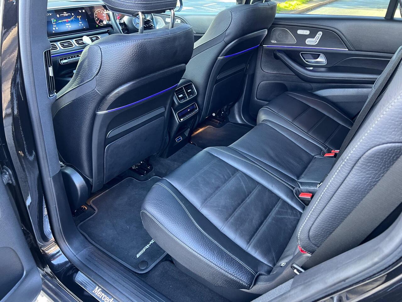 Mercedes-Benz GLS — photo 32