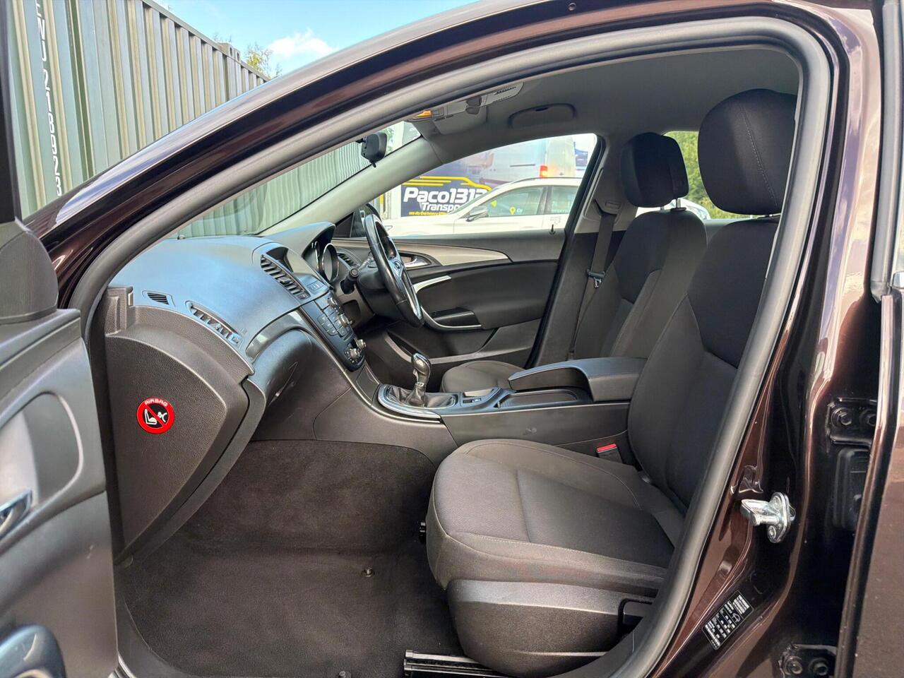 Vauxhall Insignia — photo 14