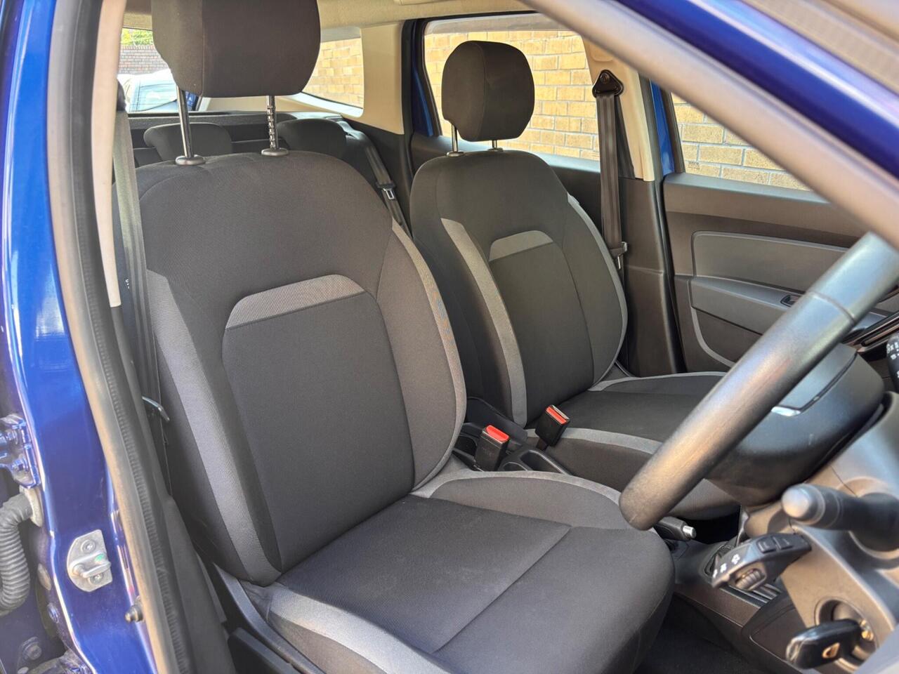 Dacia Duster — photo 9
