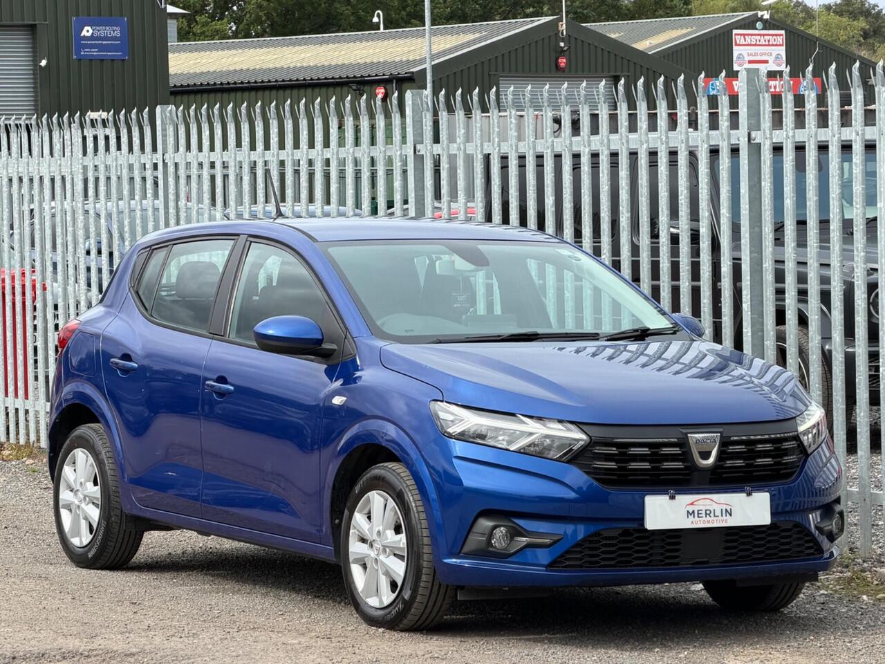 Dacia Sandero — photo 10