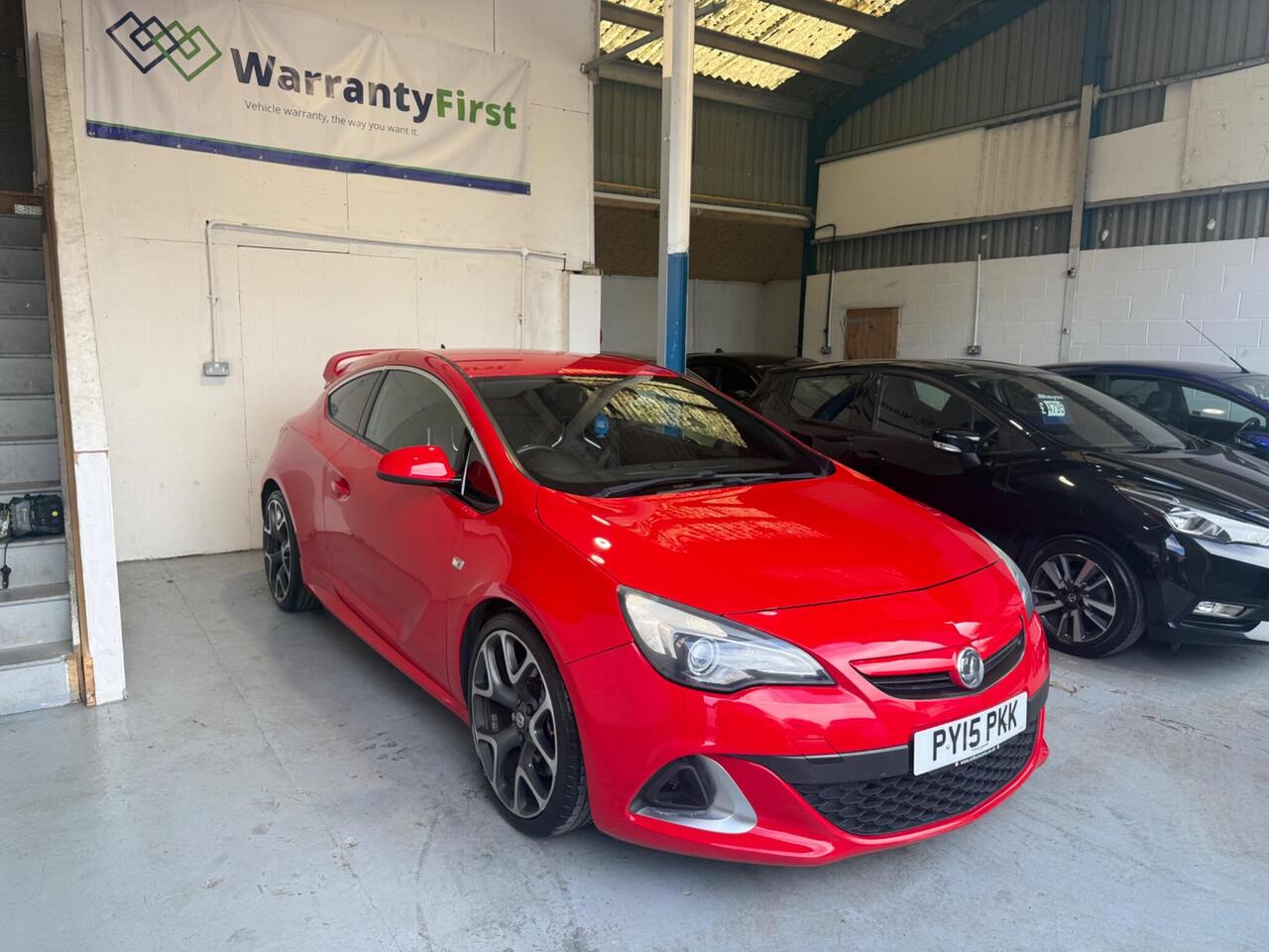 Vauxhall Astra GTC — photo 1