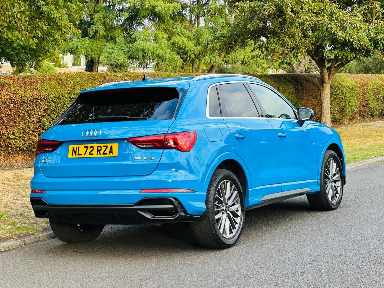 Audi Q3 — photo 30