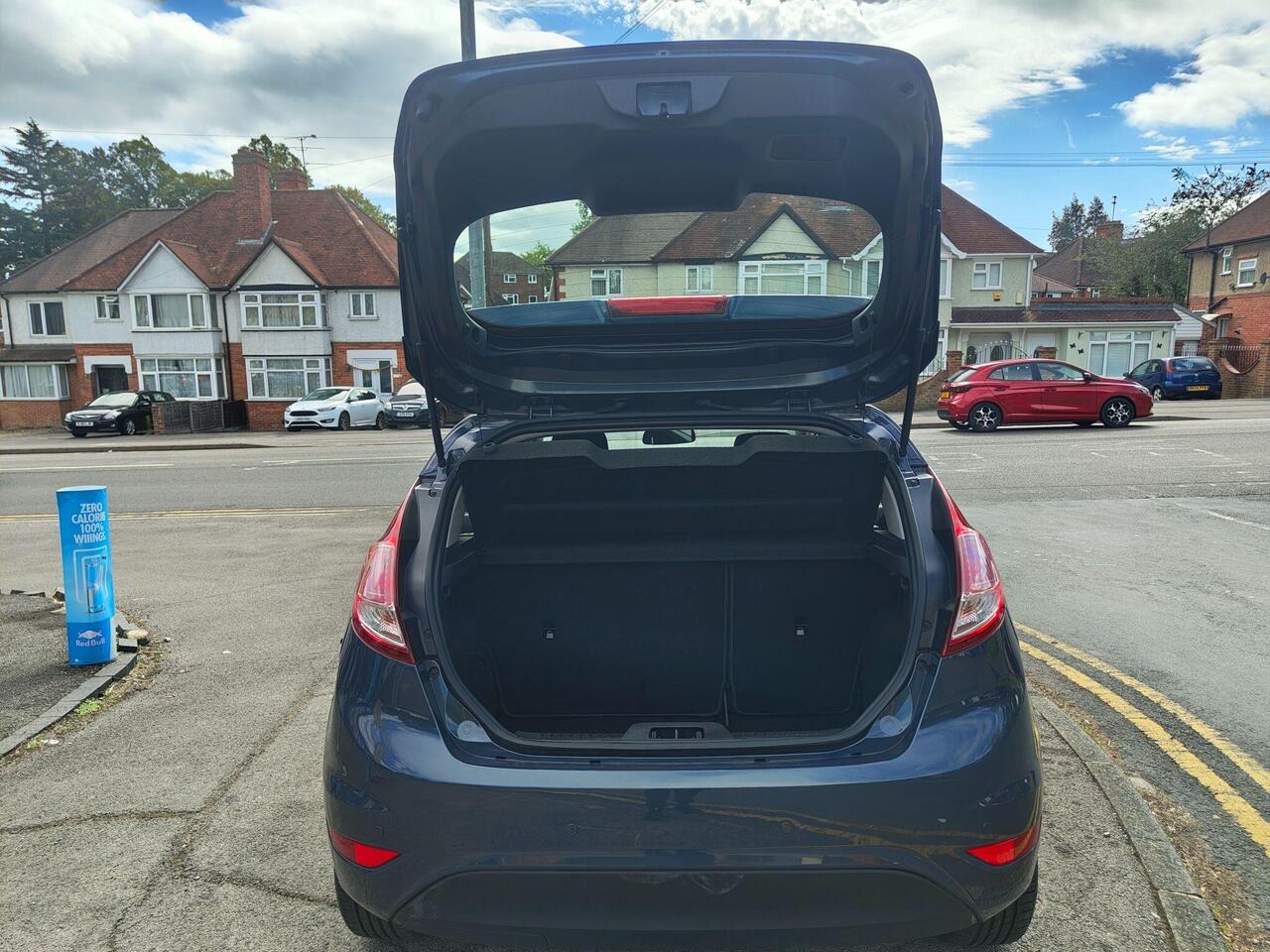Ford Fiesta — photo 49