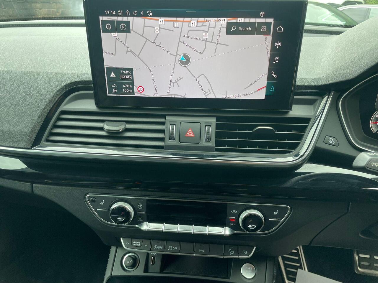 Audi Q5 — photo 16