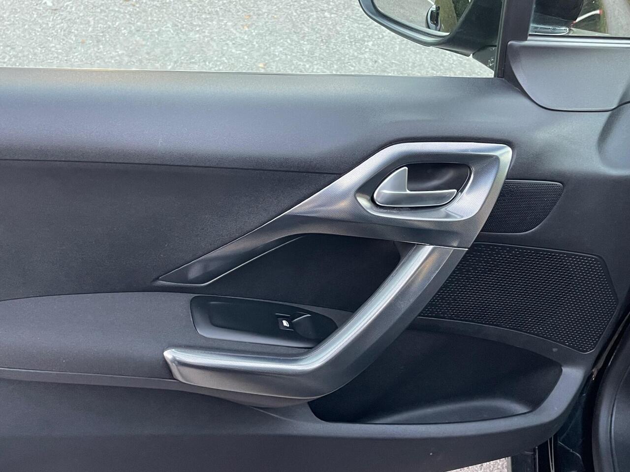 Peugeot 2008 — photo 33