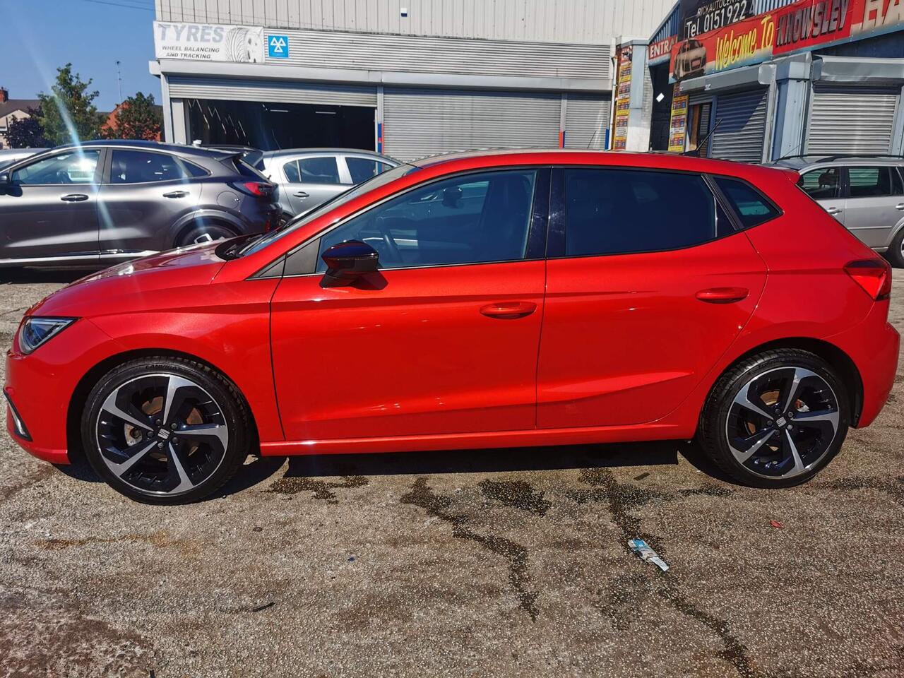SEAT Ibiza — photo 4