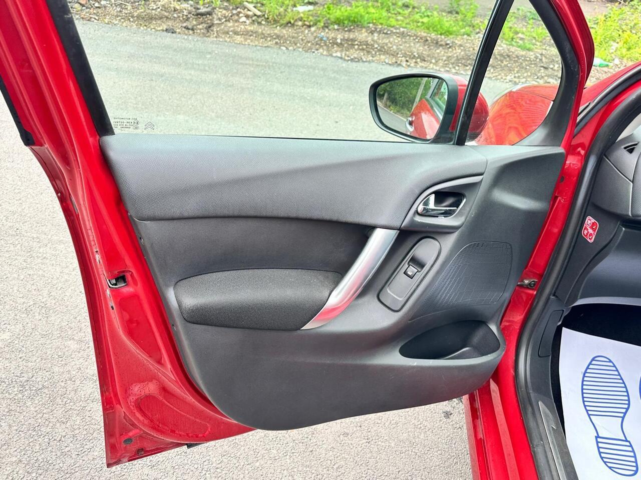 Citroen C3 — photo 31