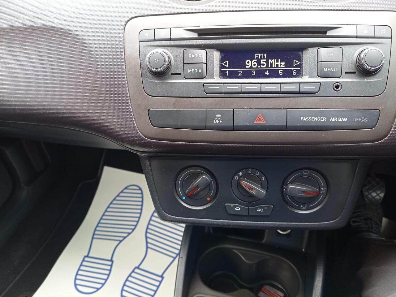 SEAT Ibiza — photo 29