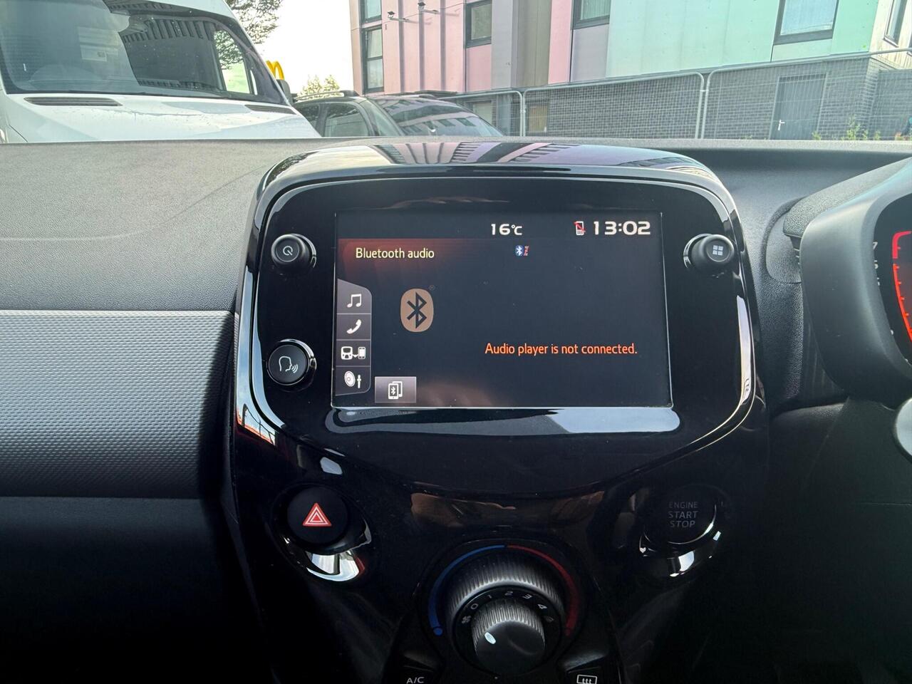 Peugeot 108 — photo 33