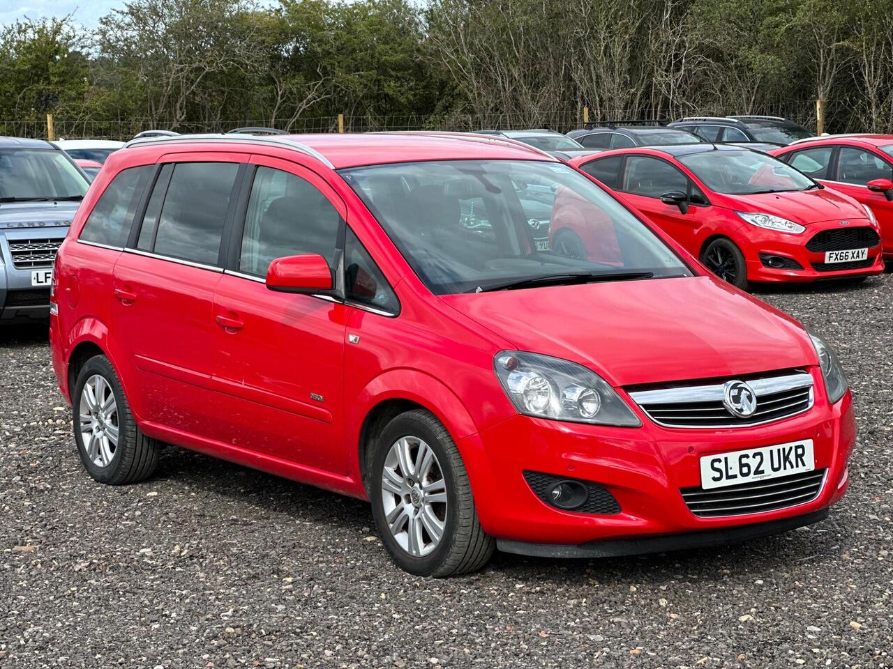 Vauxhall Zafira — photo 1