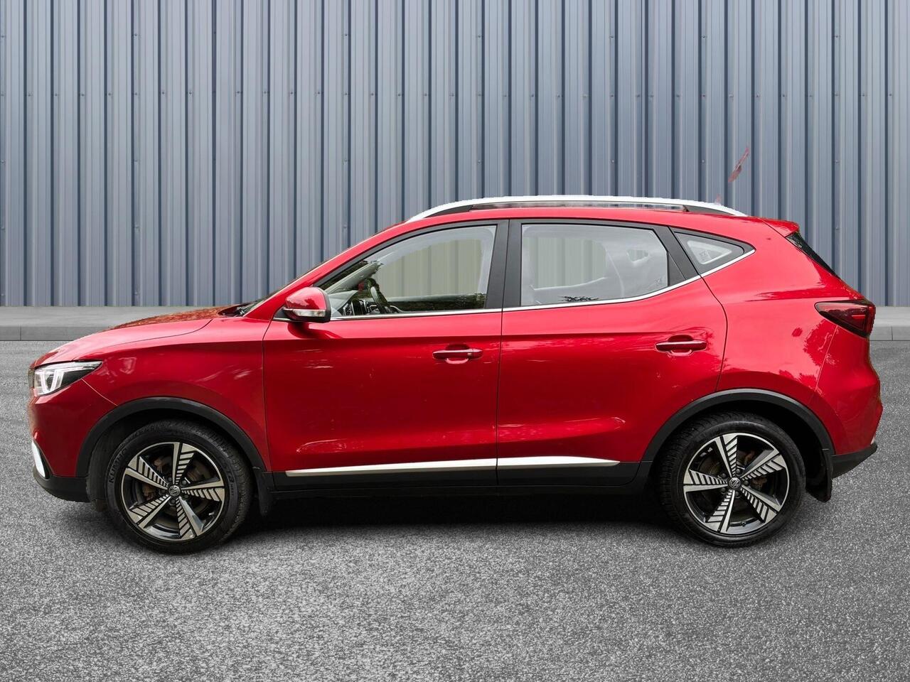 MG MG ZS — photo 8