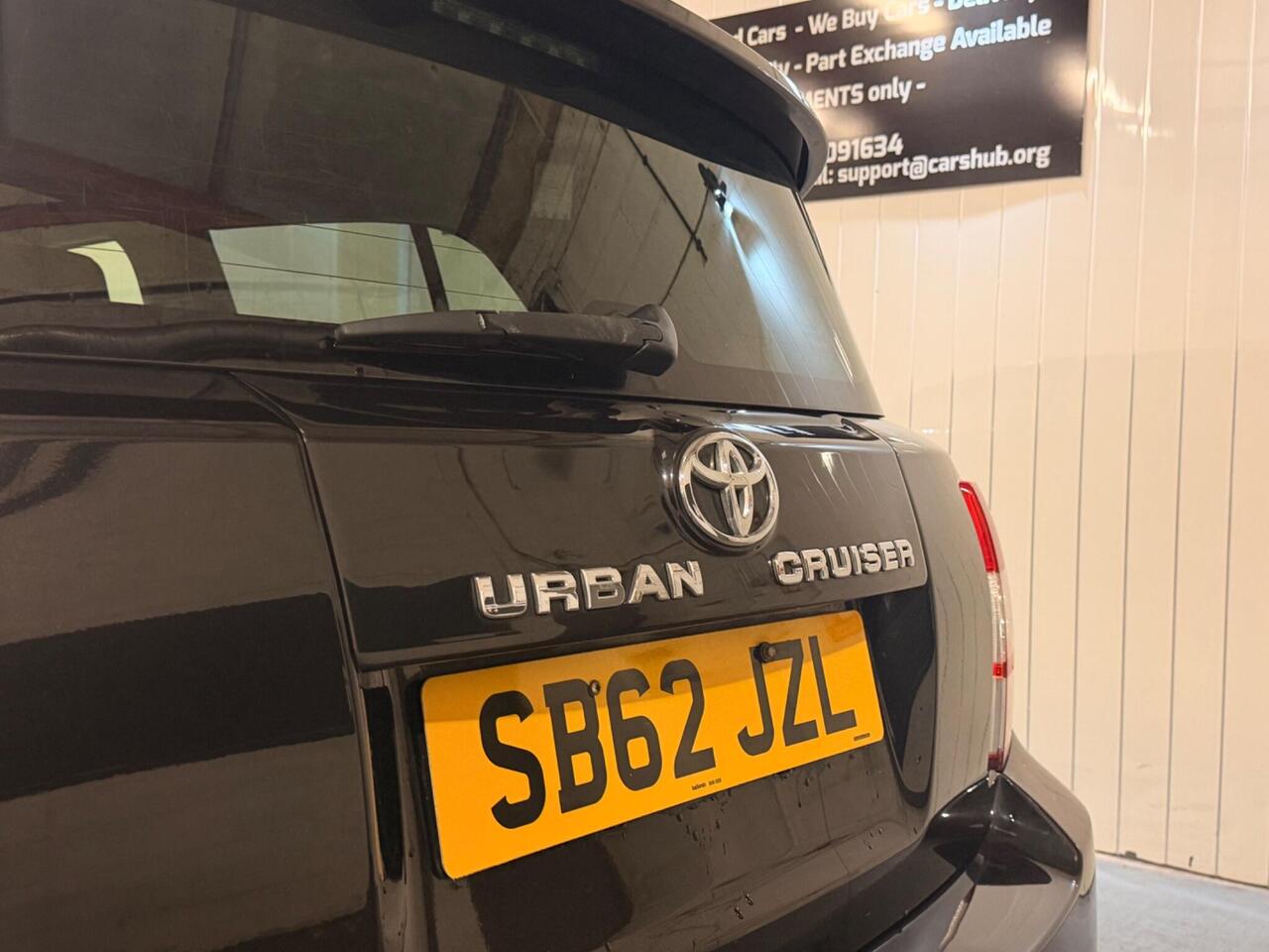 Toyota Urban Cruiser — photo 6