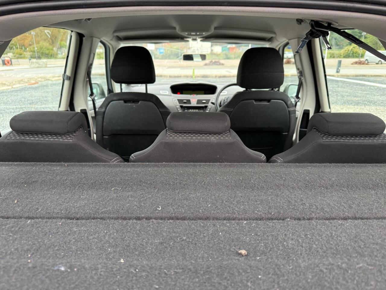 Citroen C4 Picasso — photo 31