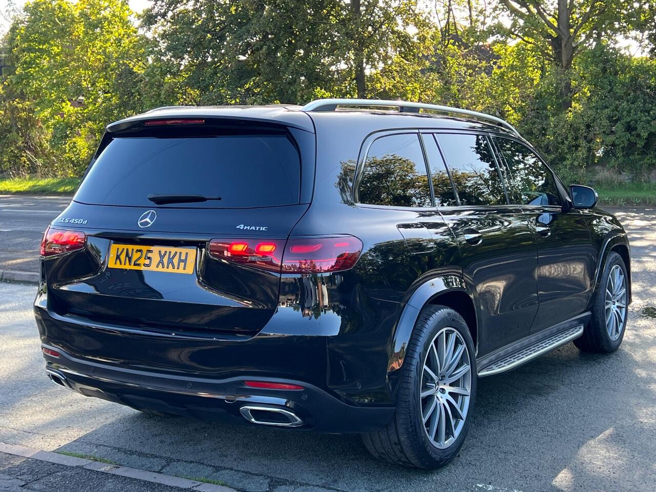 Mercedes-Benz GLS — photo 13