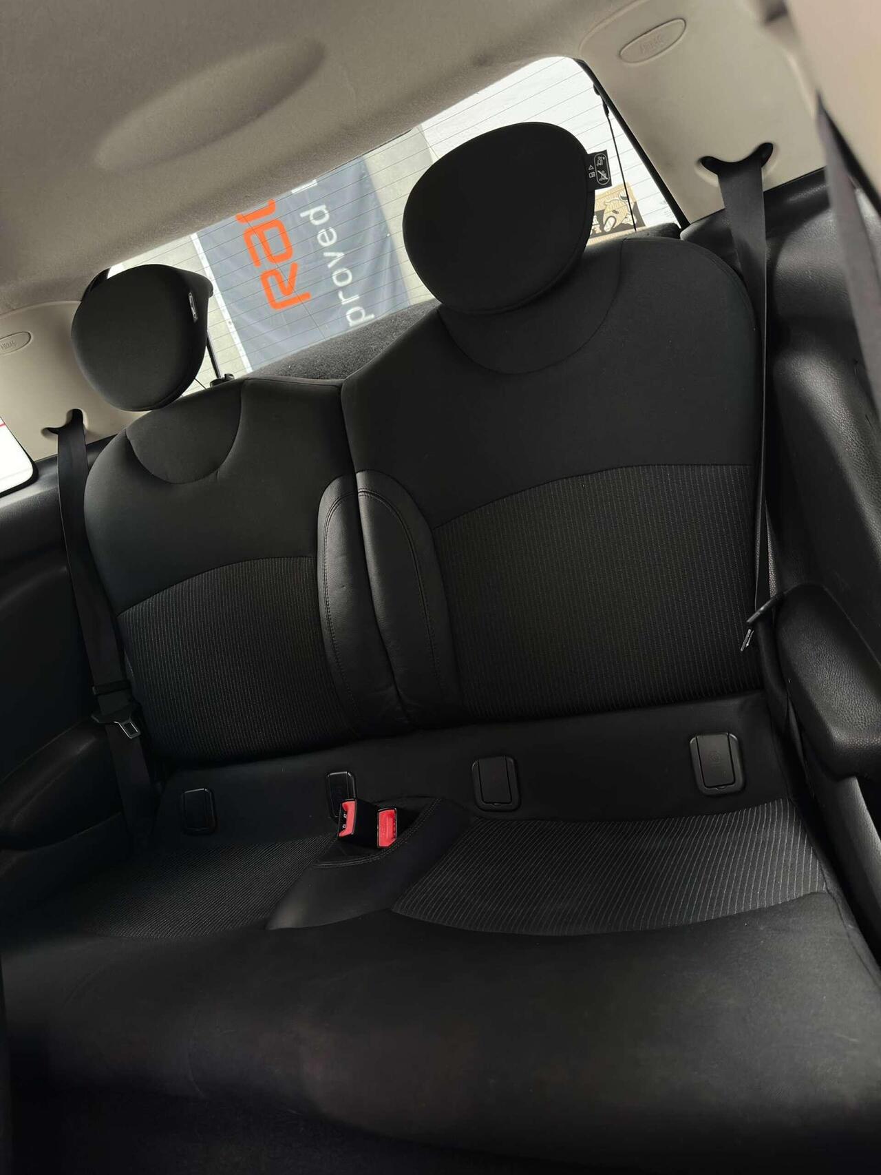MINI Hatch — photo 26