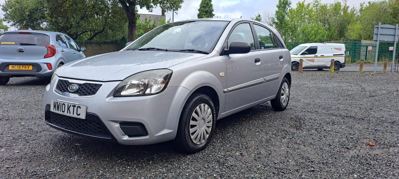 Kia Rio — photo 5