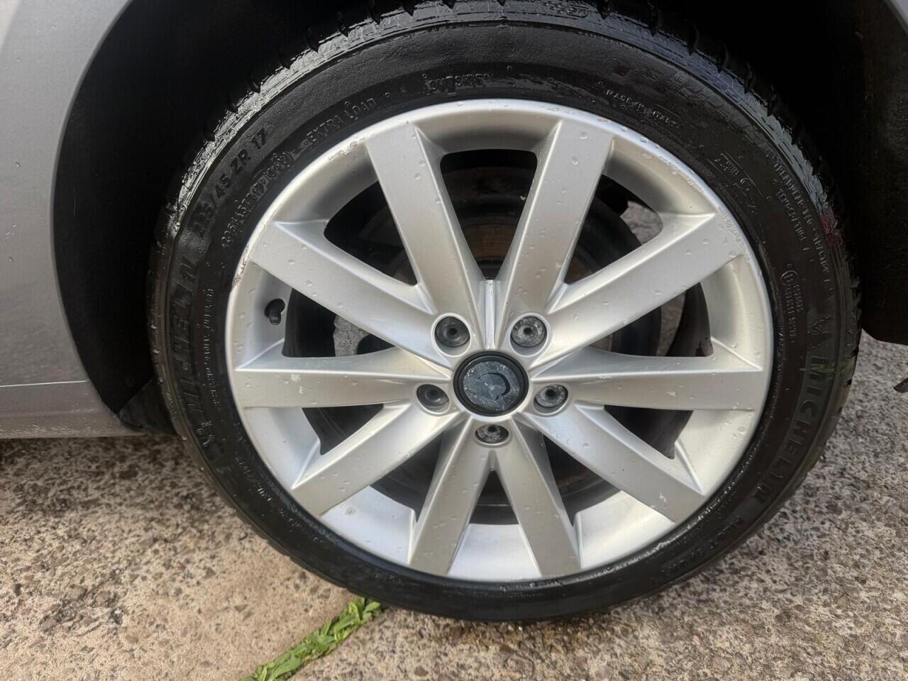 Volkswagen Golf — photo 17