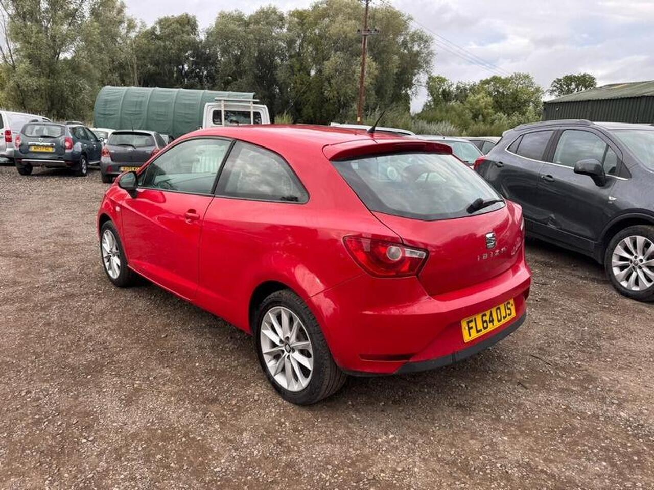 SEAT Ibiza — photo 6