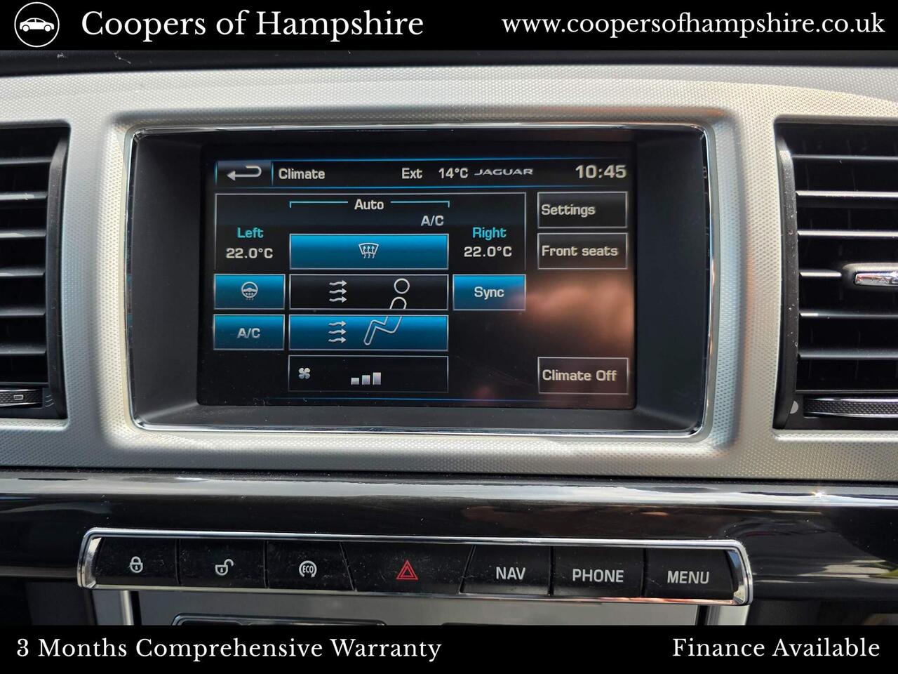 Jaguar XF — photo 20
