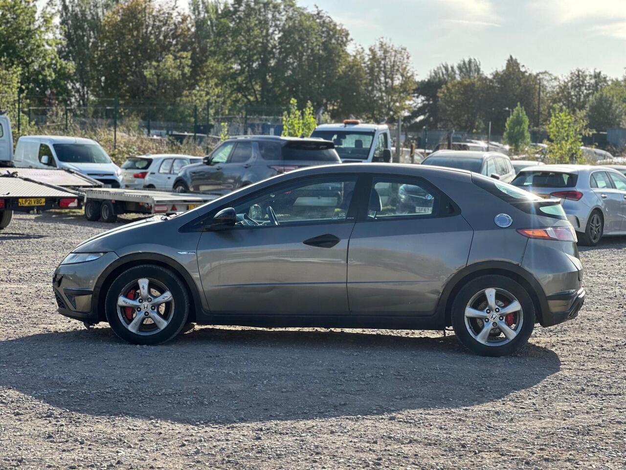 Honda Civic — photo 4