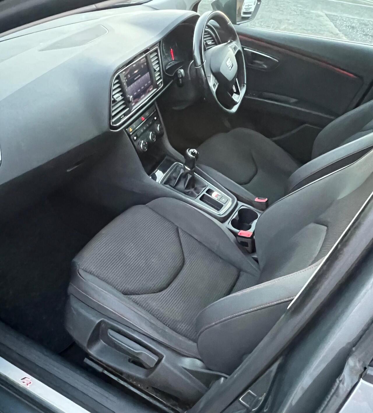SEAT Leon — photo 25