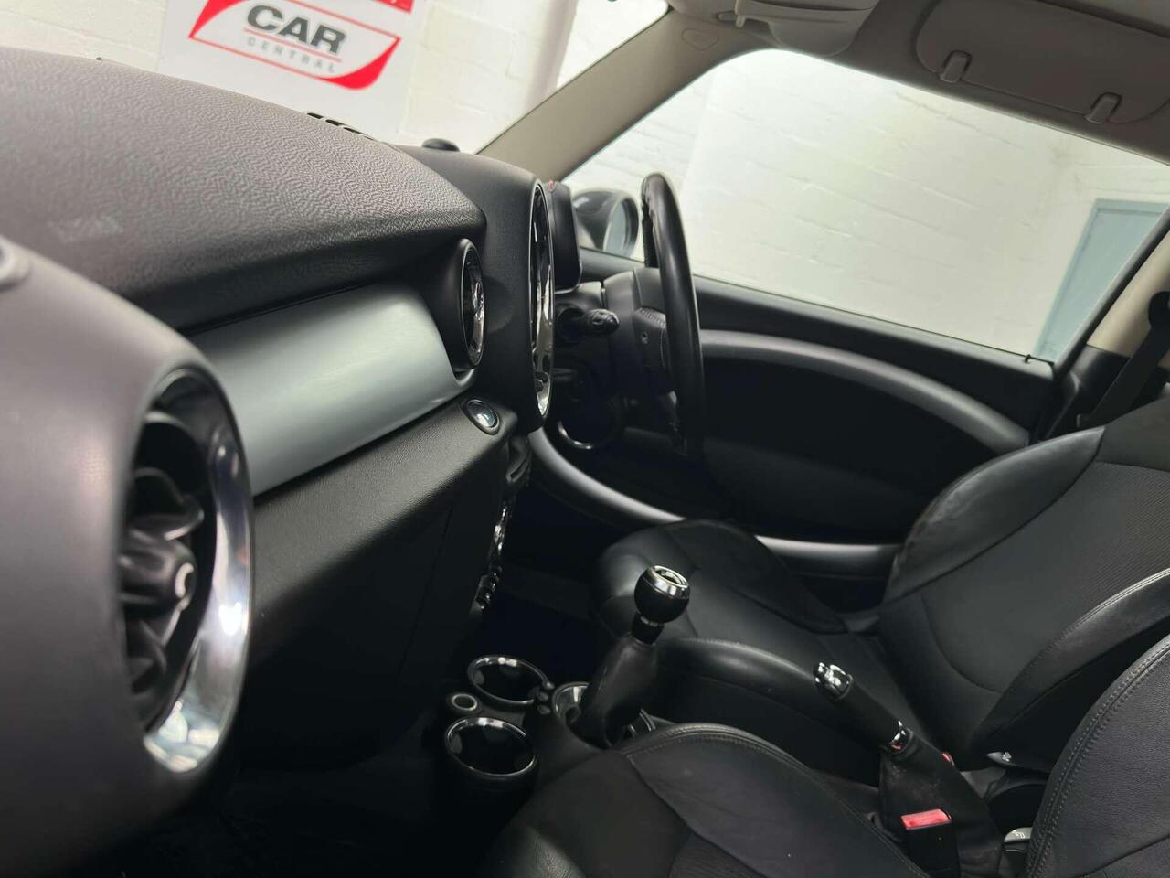 MINI Hatch — photo 24