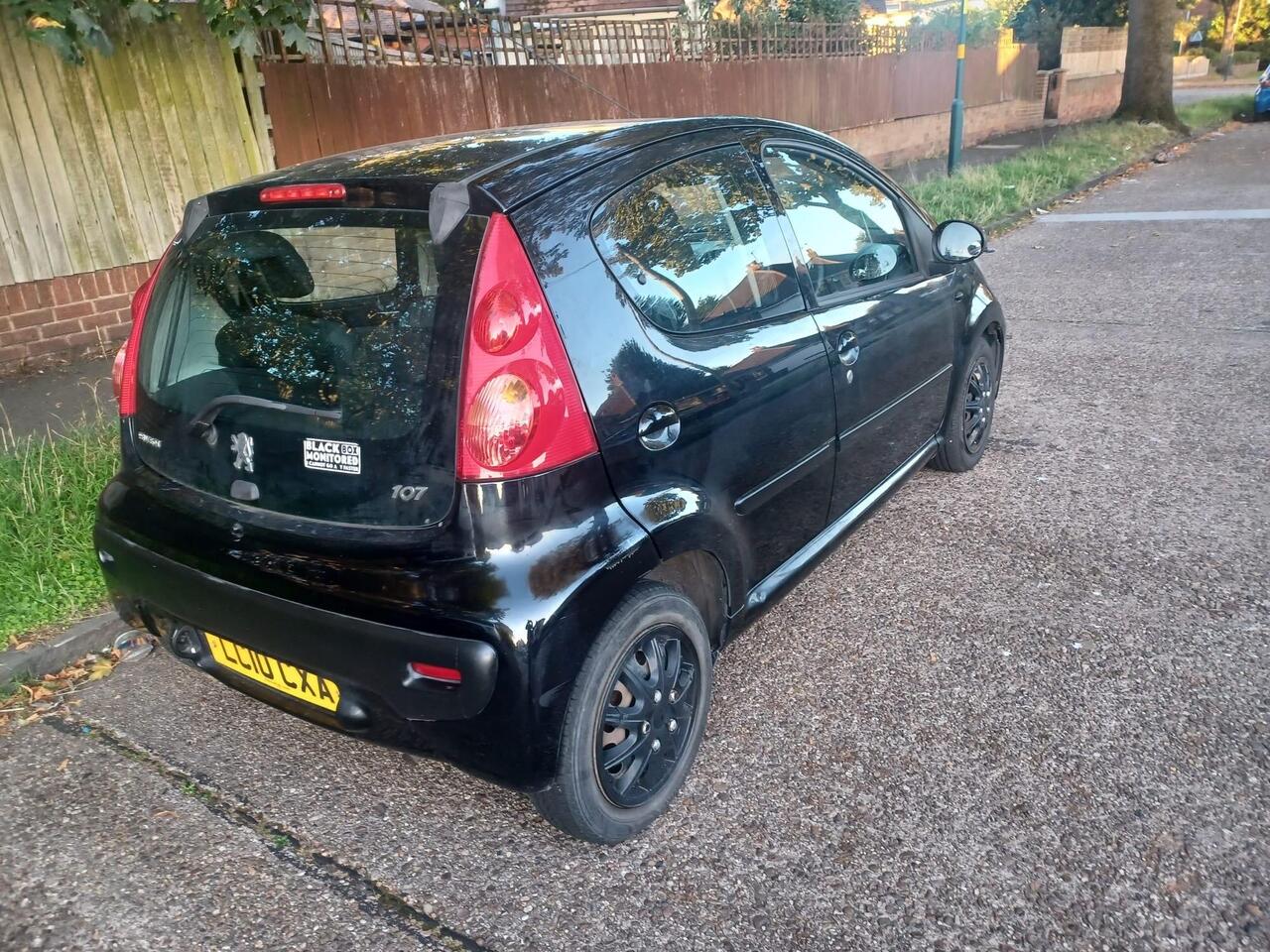 Peugeot 107 — photo 2