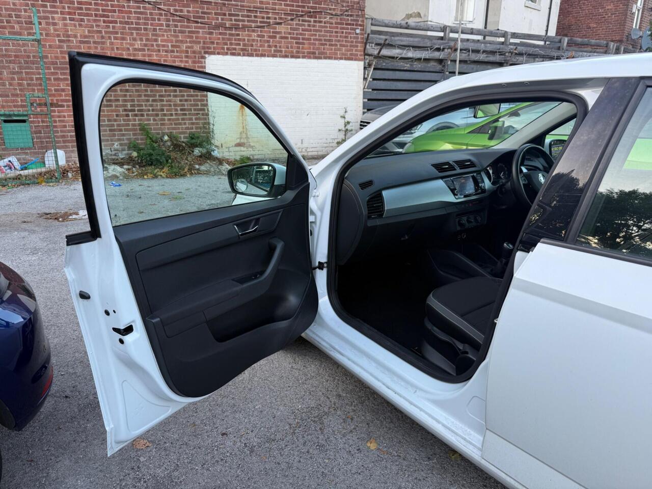 Skoda Fabia — photo 24