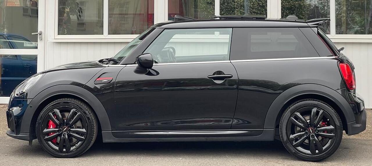MINI Hatch — photo 34