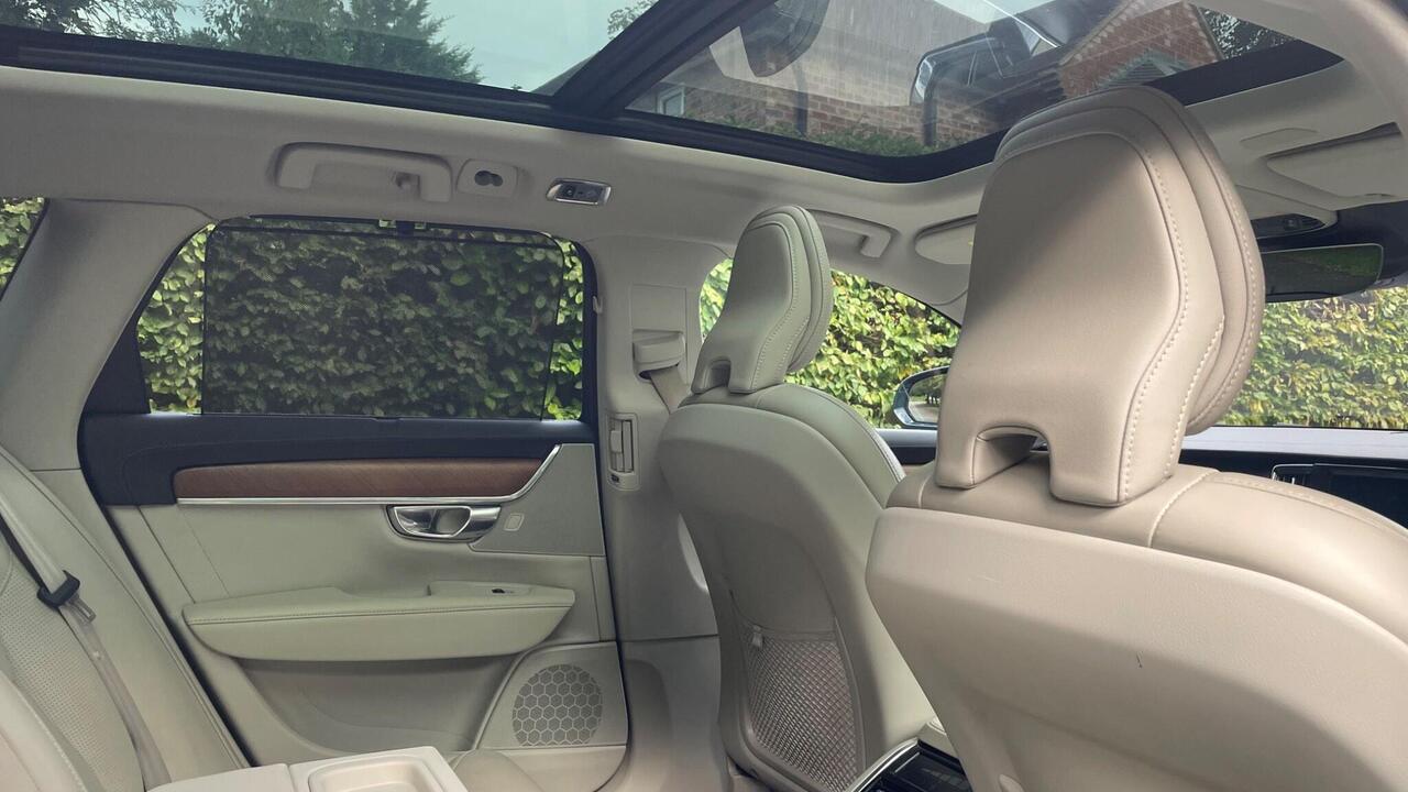 Volvo V90 — photo 29