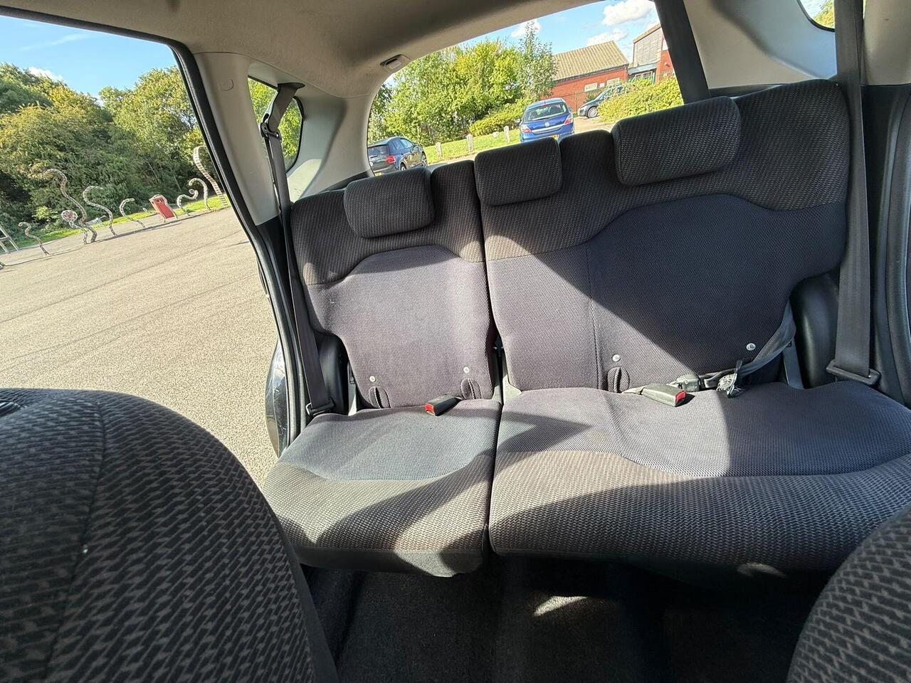 Honda Jazz — photo 24