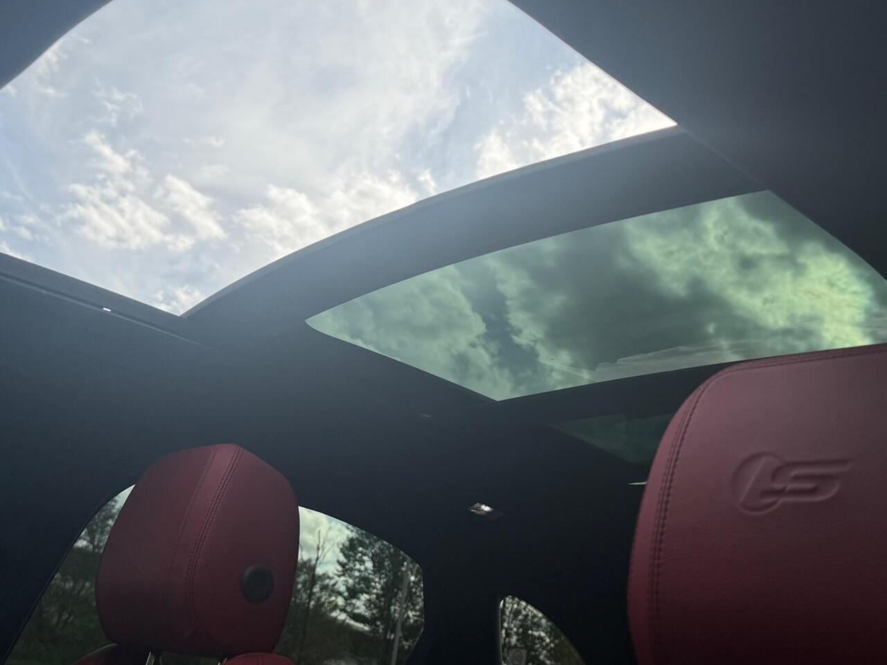 Jaguar F-PACE — photo 20